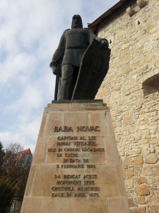 statuie-baba-novac-cluj